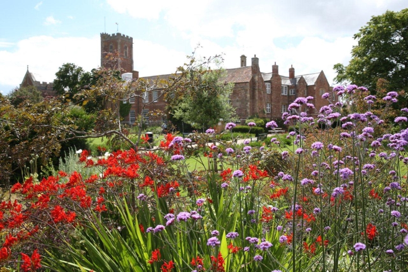 The Walled Gardens of Cannington